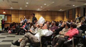 Community members express their concerns about Willets Point to Senator Peralta