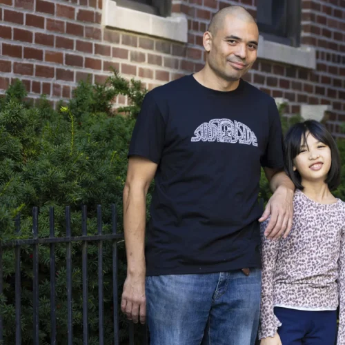 In Queens, Strangers Become Neighbors